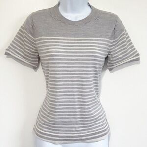 BANANA REPUBLIC 100% Extra Fine Merino Wool Short Sleeve Blouse Small